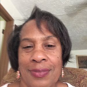 Meet your Posher, Yvonne